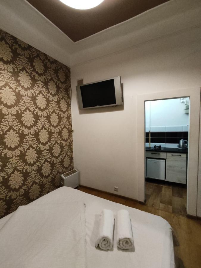 Ruska Apartments Lviv Buitenkant foto